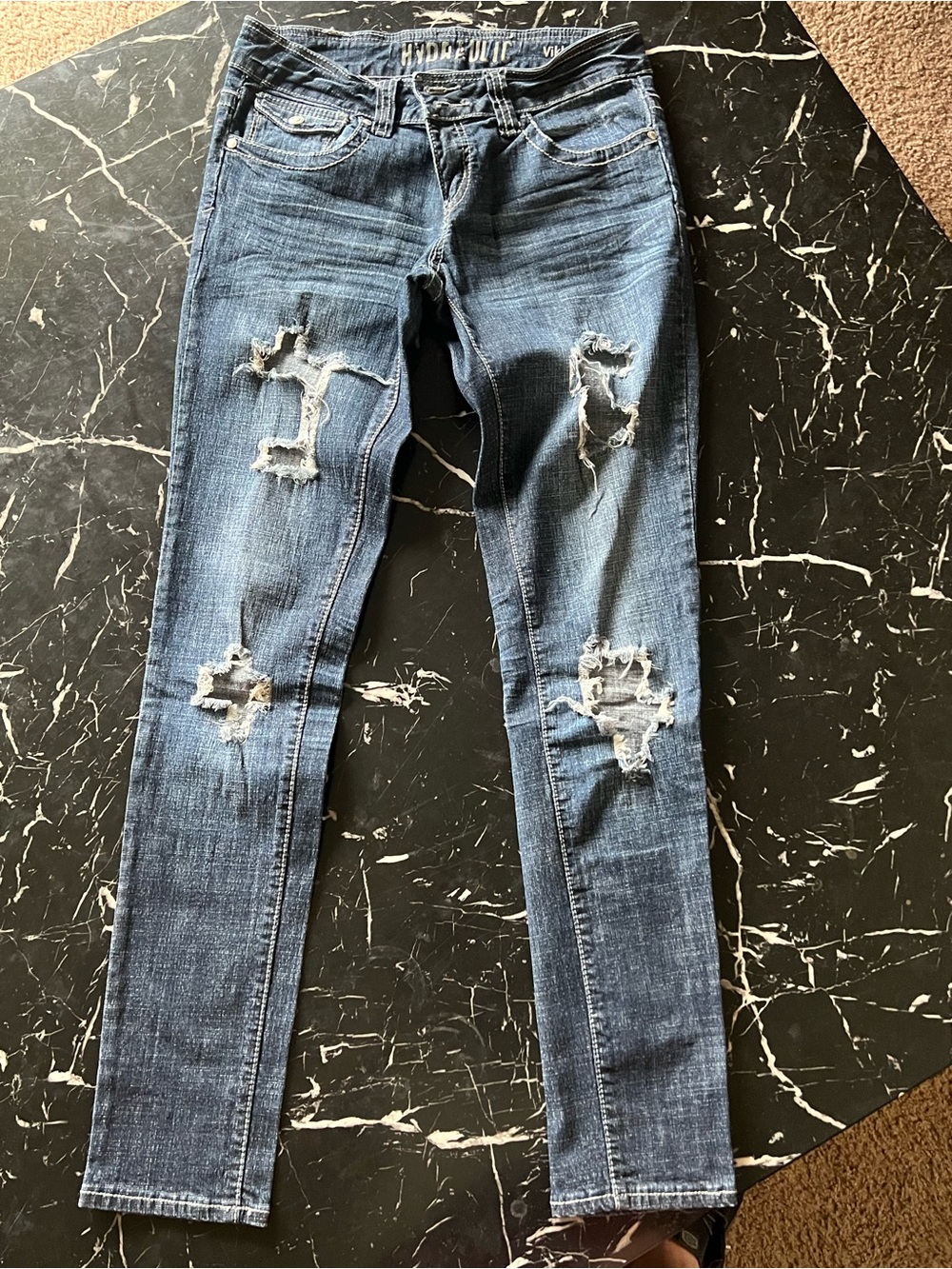 Distressed Women's Skinny Jeans - Blue